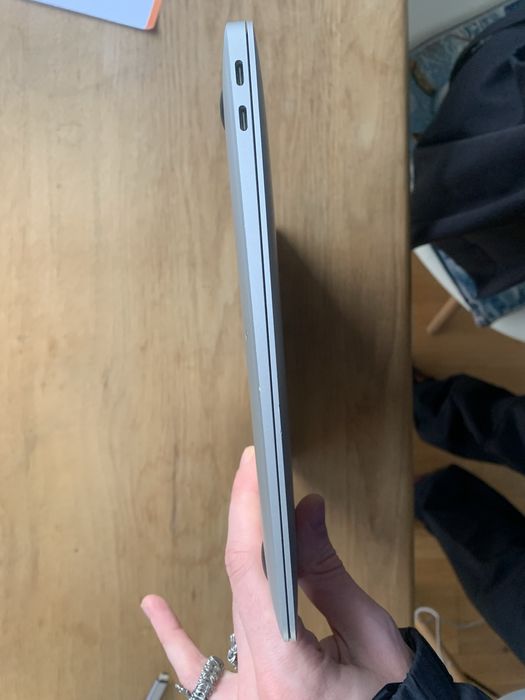 Macbook air m1 16 RAM 256 GB