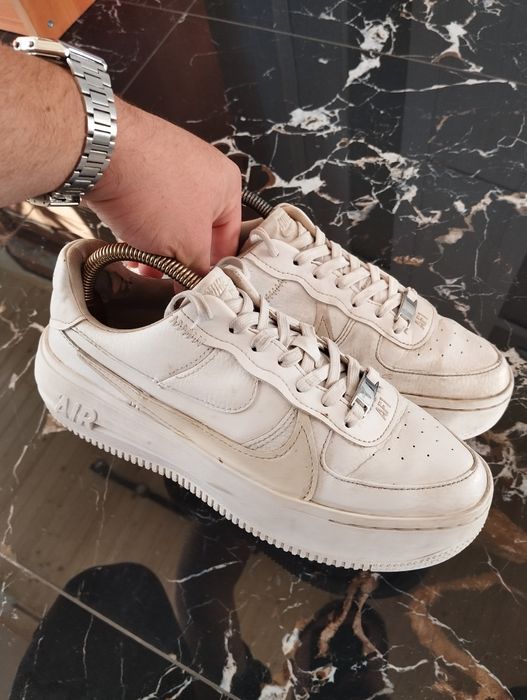 Продам кроси форси