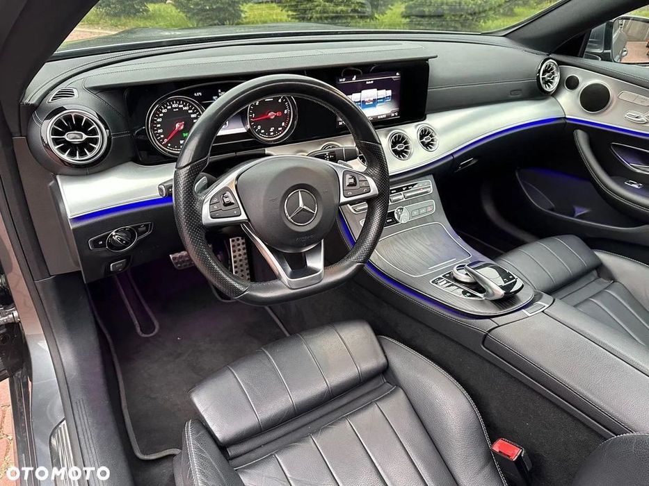 Samochód do ślubu wynajem Mercedes E coupe