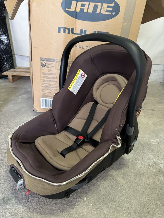 Carrinho Bebé + Ovo Alcofa - Jané Muum Matrix Light 2