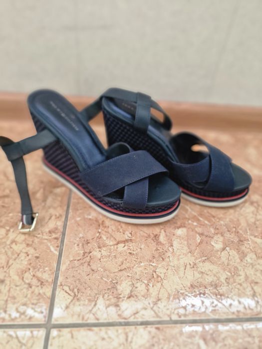 Босоніжки Tommy Hilfiger