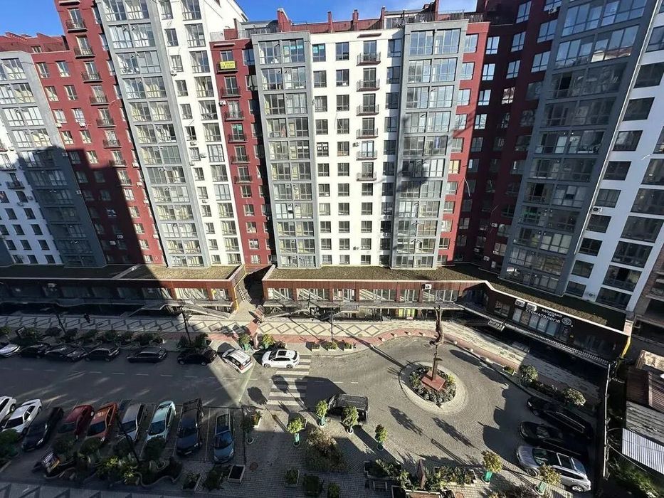 Княгинин 1-кімнатна,41.7 м.кв, 6 поверх