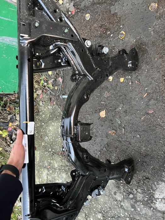 Підрамник tesla 3 2019 передній 1103547-00-A