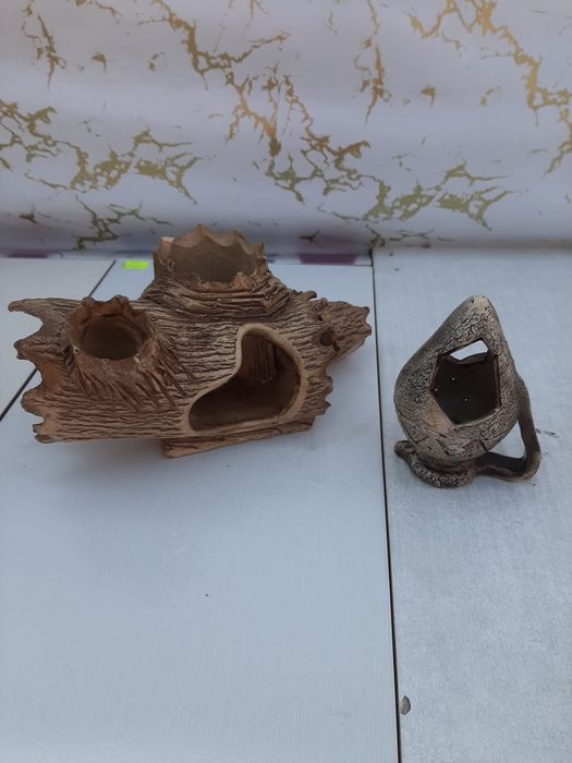 Продам аквариум и декоративные принадлежности