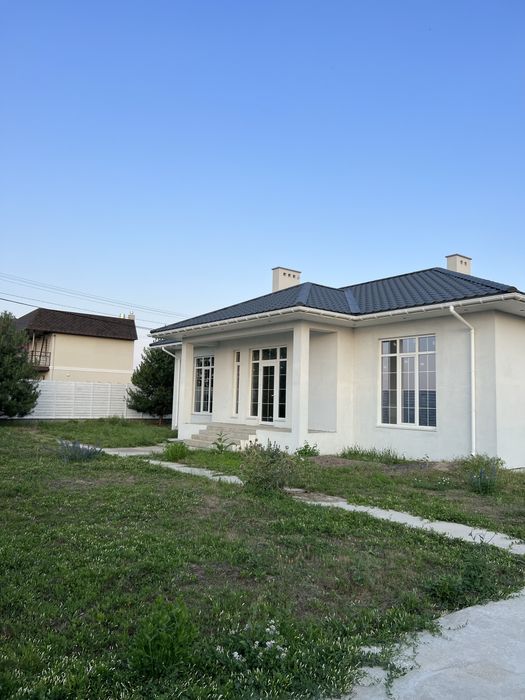 Дом  кирпичный  район Алтестово