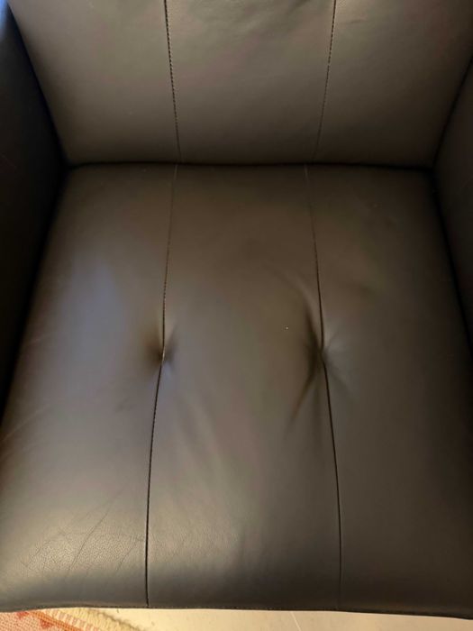Sofa em pele marca Sofatinni