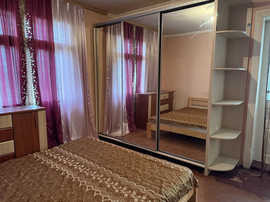 Продаж будинку в центрі,  смт Кути. Світло, газ, 11 соток (63)