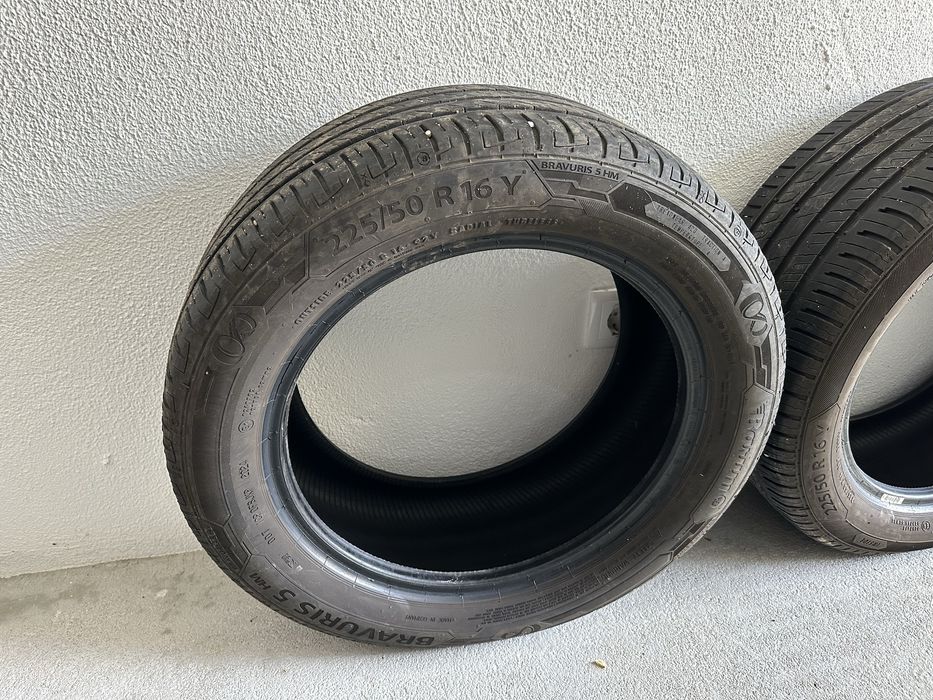 4 pneus praticamente novos 225/50/16 Barum