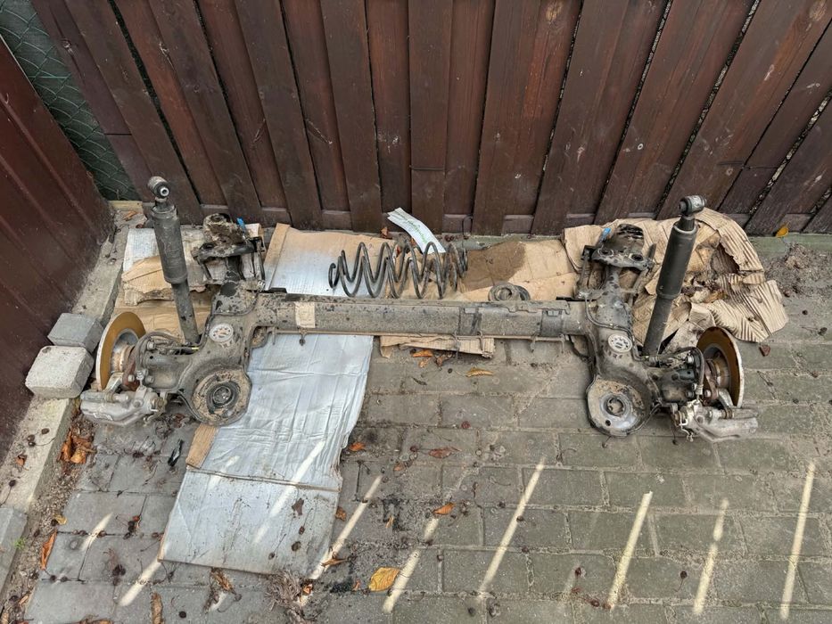 Citroen C3 III Ośka Tył Lift 22r