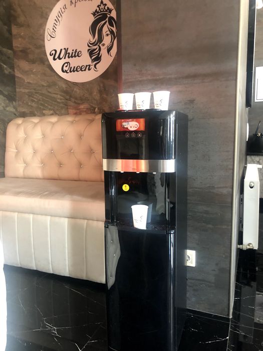 Оренда у студії краси робочого місця для перукаря- колориста