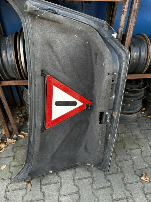 Klapa tył Mercedes W124 Sedan Klapa Tylna