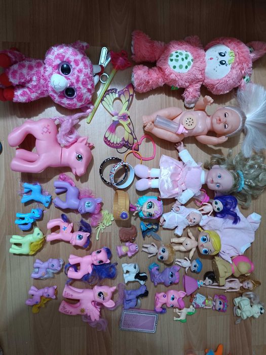 Куклы, пони, игрушки девочке, лот более 30 шт.
