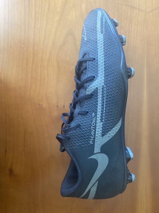 Chuteira Nike phantom