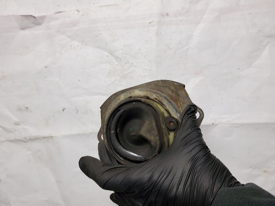 poduszka silnika bmw x6 e71 x5 e70 p679364201 oe