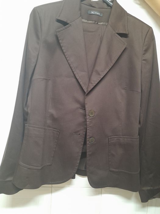 Fato senhora castanho