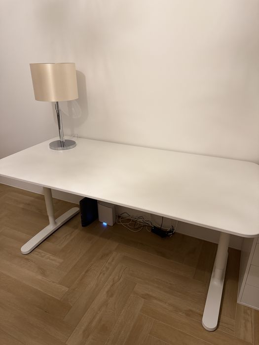Ikea biurko Bekant