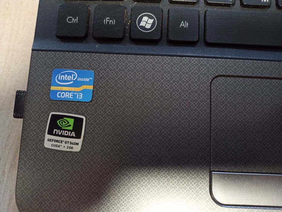 Ноутбук для работи и игор