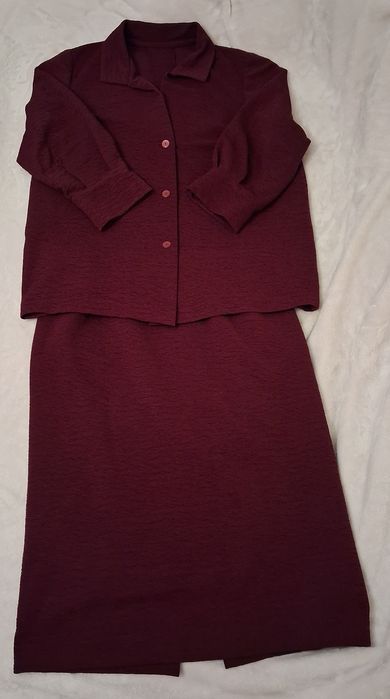 Komplet żakiet i spódniczka v