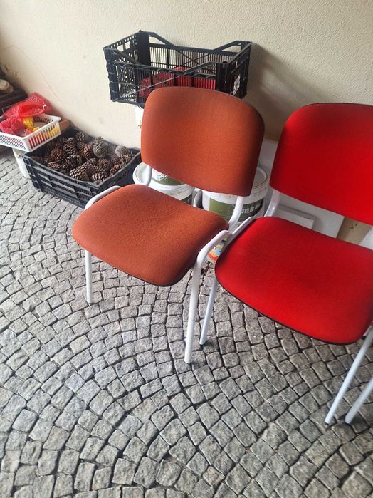 Vendo cadeiras como novas