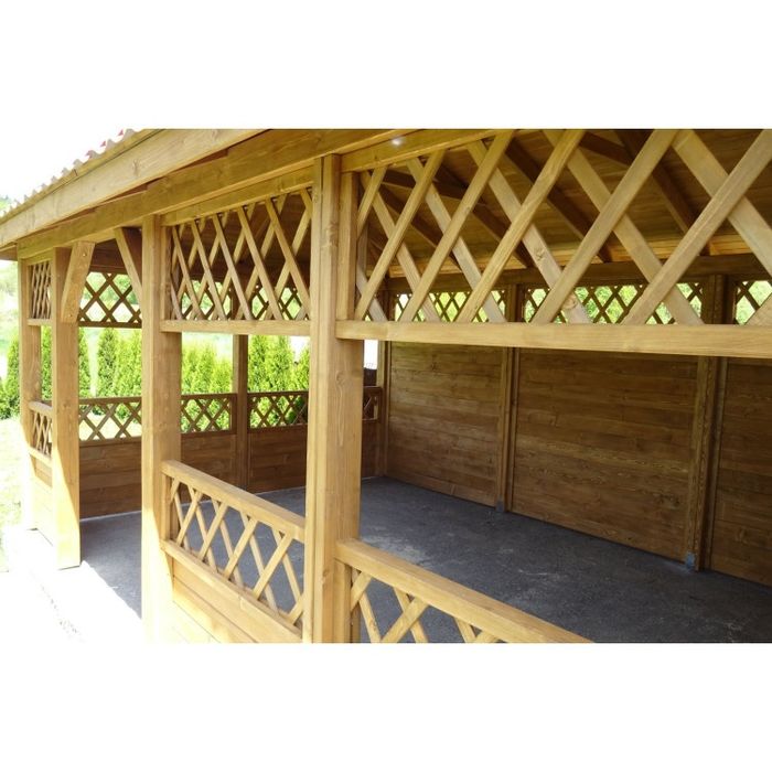 Altanka drewniana do ogrodu