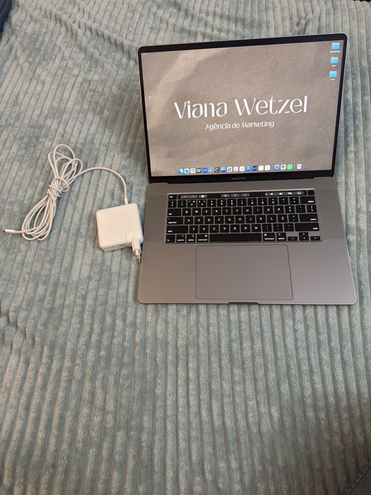 Macbook Pro 2019 Touchbar