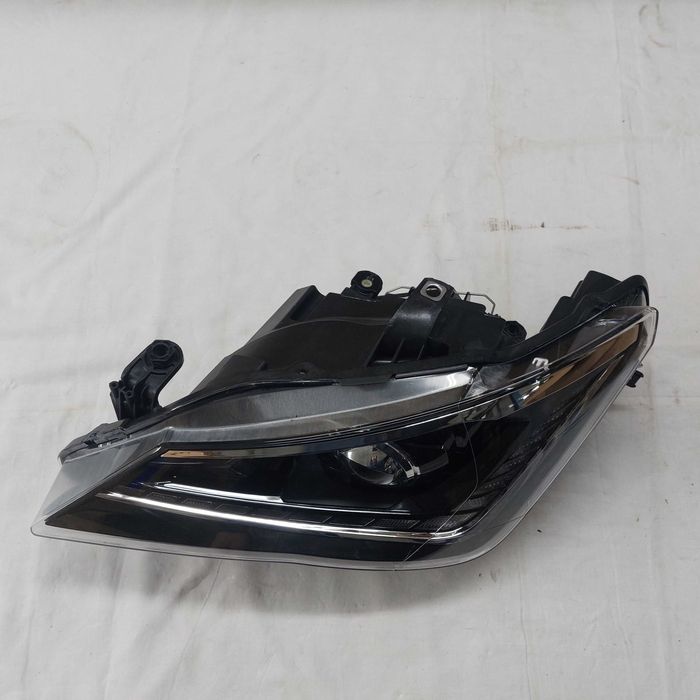Reflektor Lampa Seat Ibiza IV Xenon Led nowa oryginał