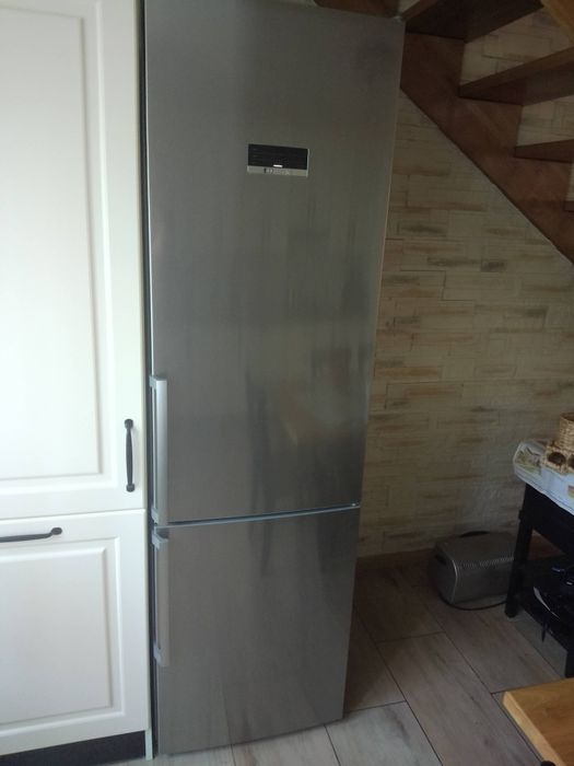 Sprzedam lodówkę BOSCH
