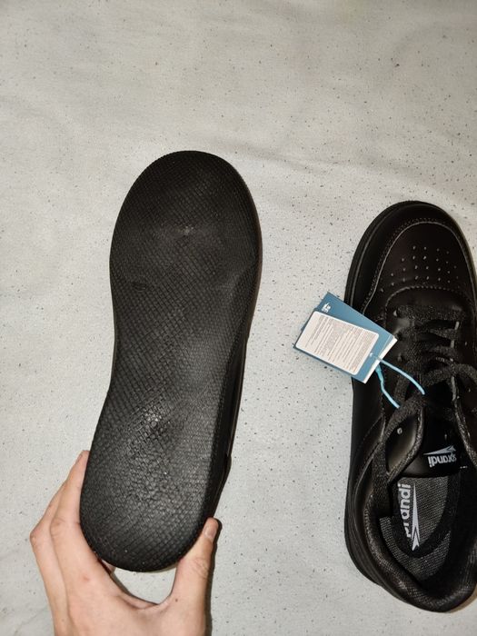 Sprzedam buty męskie