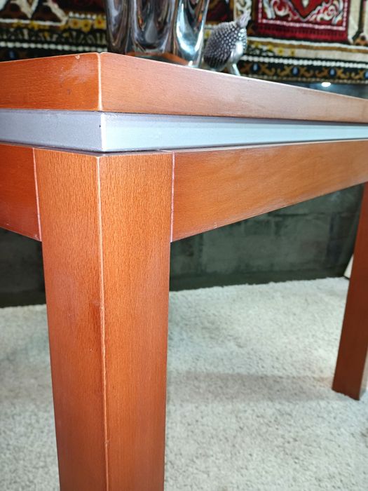 Mesa de centro em madeira maciça de cerejeira