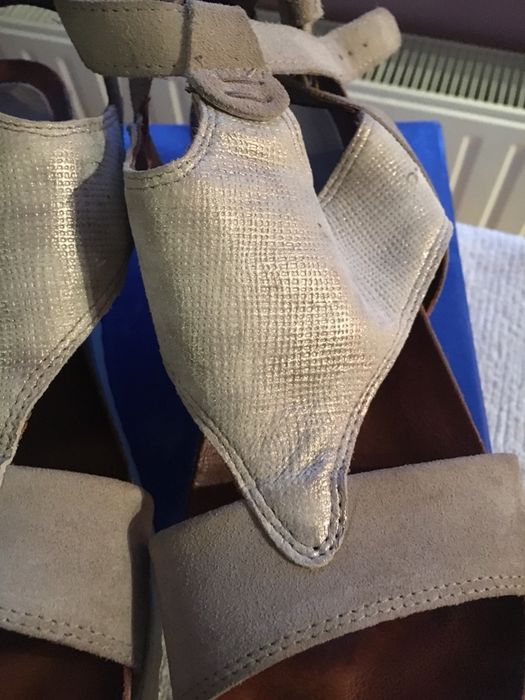 Sandalki Mjus 39