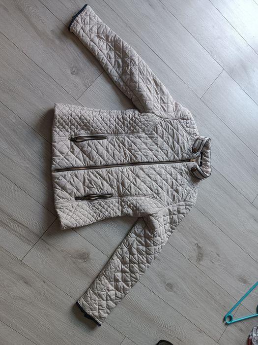 Kurtka kremowa beżowa pikowana M jesień wiosna