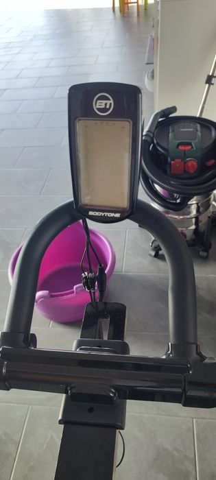 Bicicleta estática BODYTONE DS06