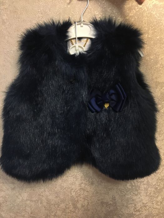 Жилетка мєхова для дівчинки 2-3 р