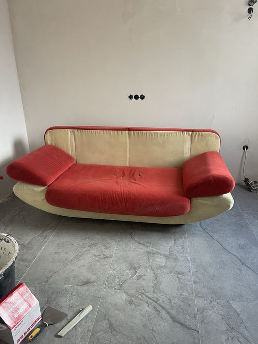 Срочно продам диван Недорого