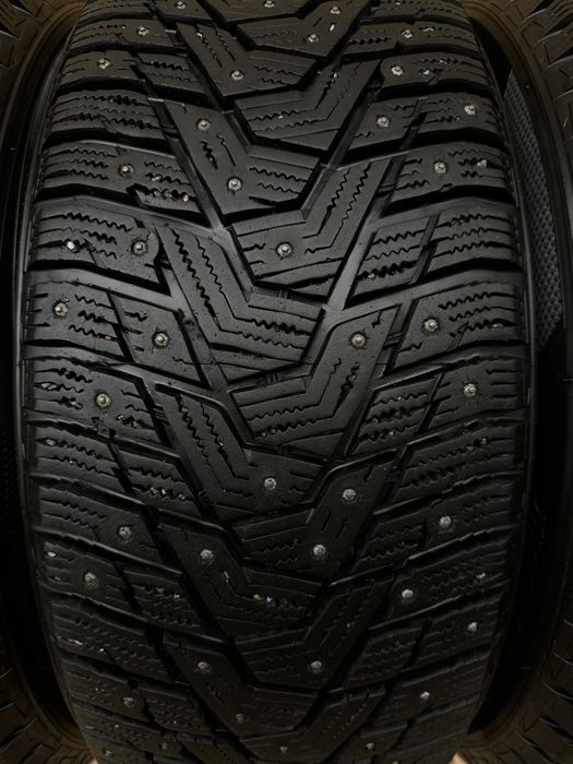 Зимові шини 235/55 R17 103T HANKOOK Winter i*Pike RS.гума резина