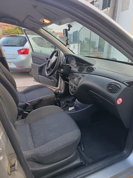 Ford Focus trend 1.4 foto 5