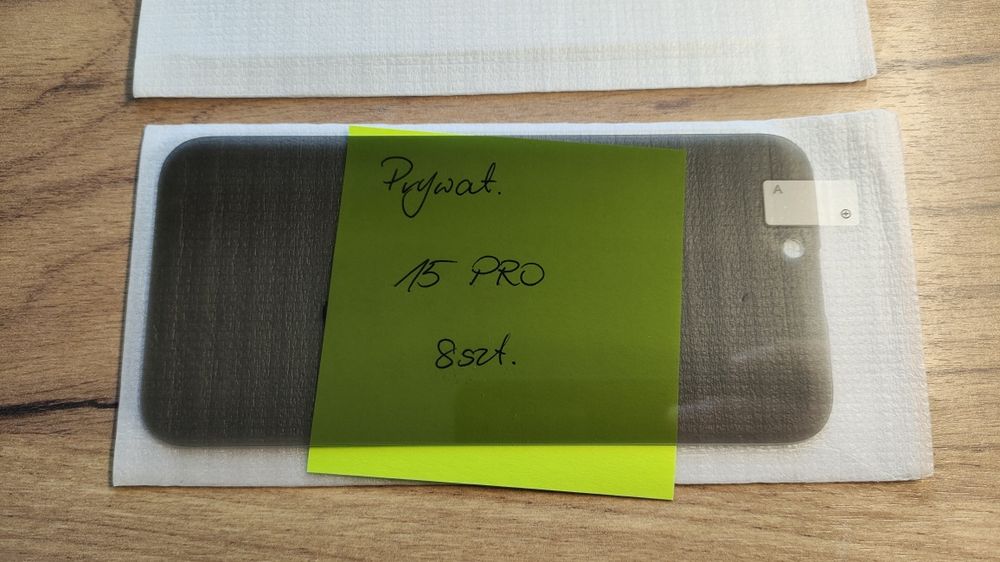 Szybka prywatyzująca do iPhone 15 PRO - 1szt.