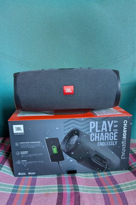 Колонка JBL Charge Essential 2 с комплектом