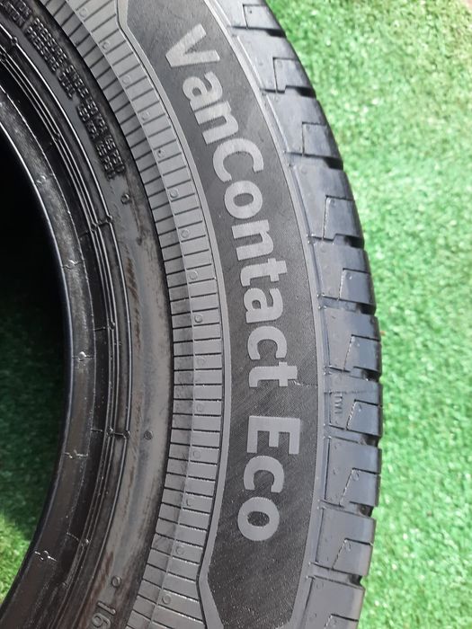 Opony letnie 215/65/15C Continental wzmacniane Para 8.3mm
