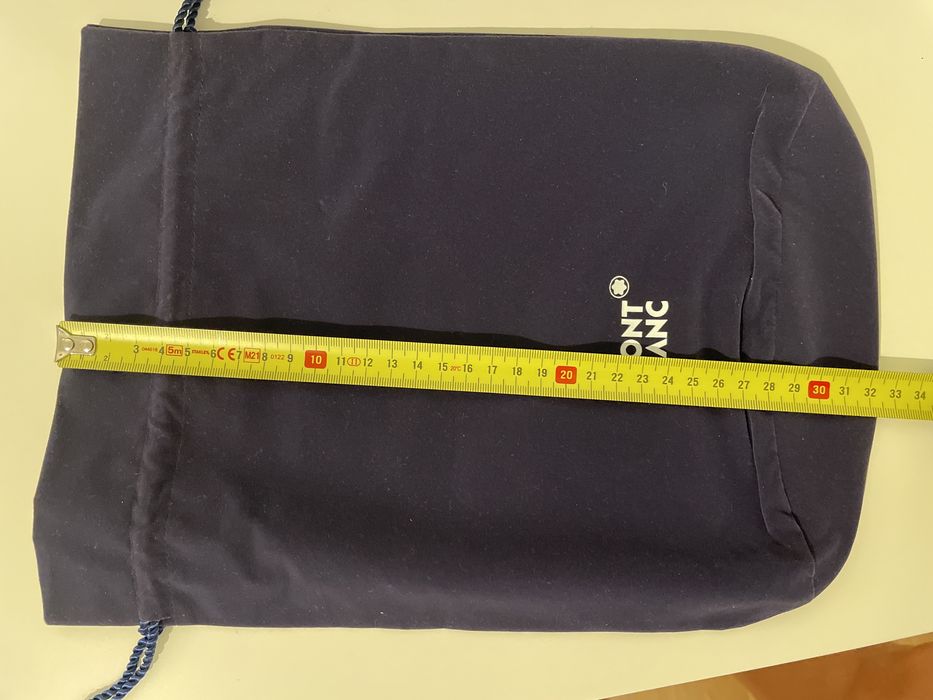 Bolsa de veludo Montblanc (nova)