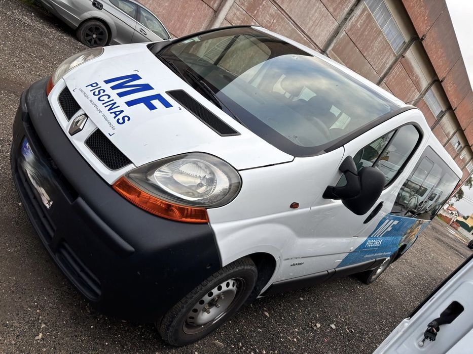 Renault Trafic de 2004 para peças