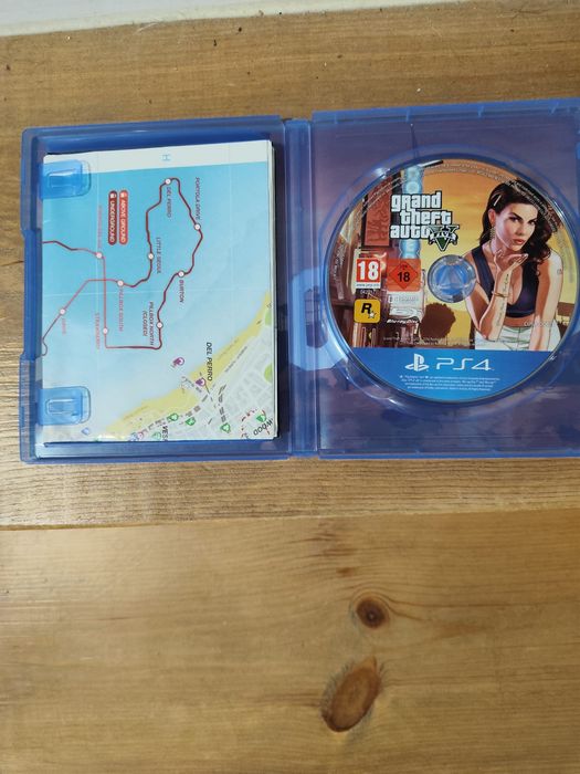 Vendo Jogo GTA 5 PS4