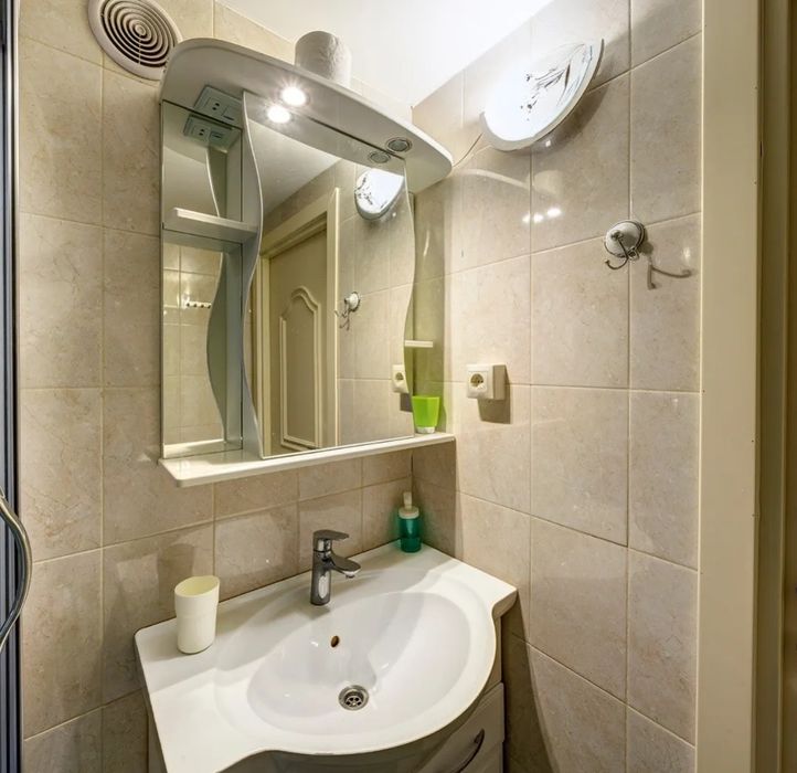 Військовий Госпіталь Личаківська -Подобово,Погодинно