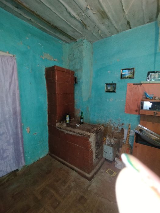 Будинок, земля,  біля Карпат