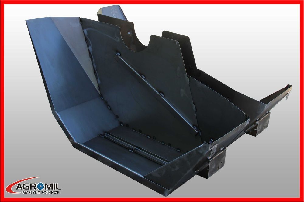 Błotnik tylny Błotniki tylne metalowe Ursus C-360 C-360-3P Szyszka