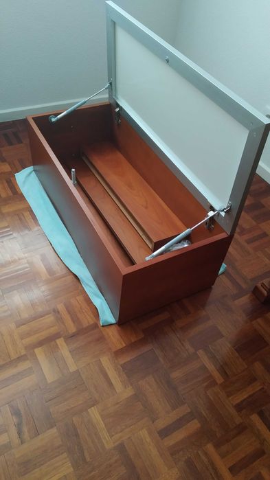 Armário de Parede como NOVO