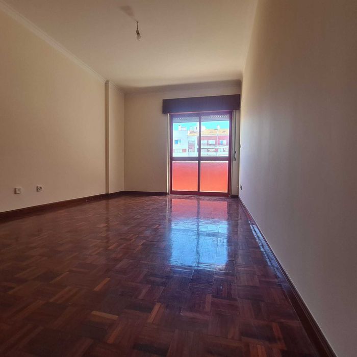 Apartamento T2 à venda - Cavaleira, Mem Martins | Venda Particular