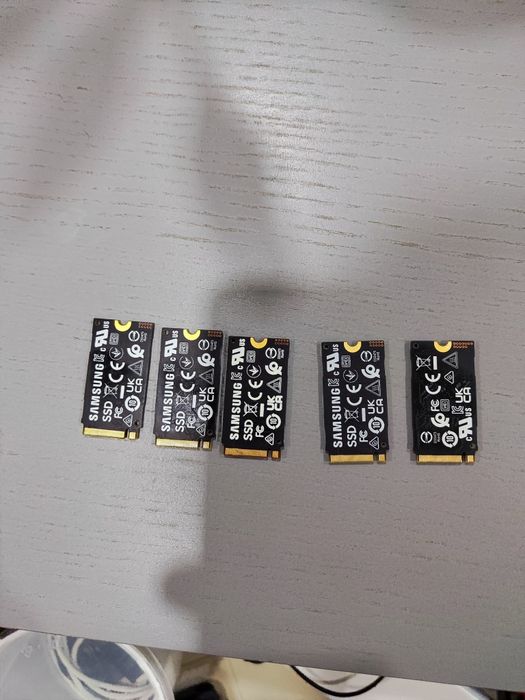 NVMe SSD Disk 256 GB64585180454787121