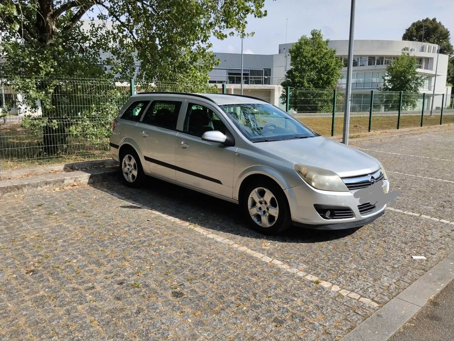 Selling Opel Astra Caravan