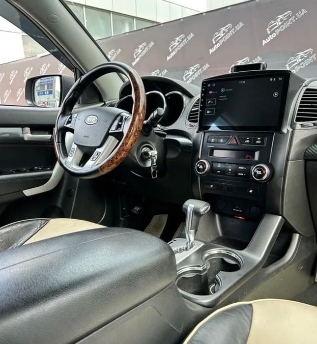 Kia Sorento 2011 VIN KNAKU814DB5170868 фото оголошення 10 з 24